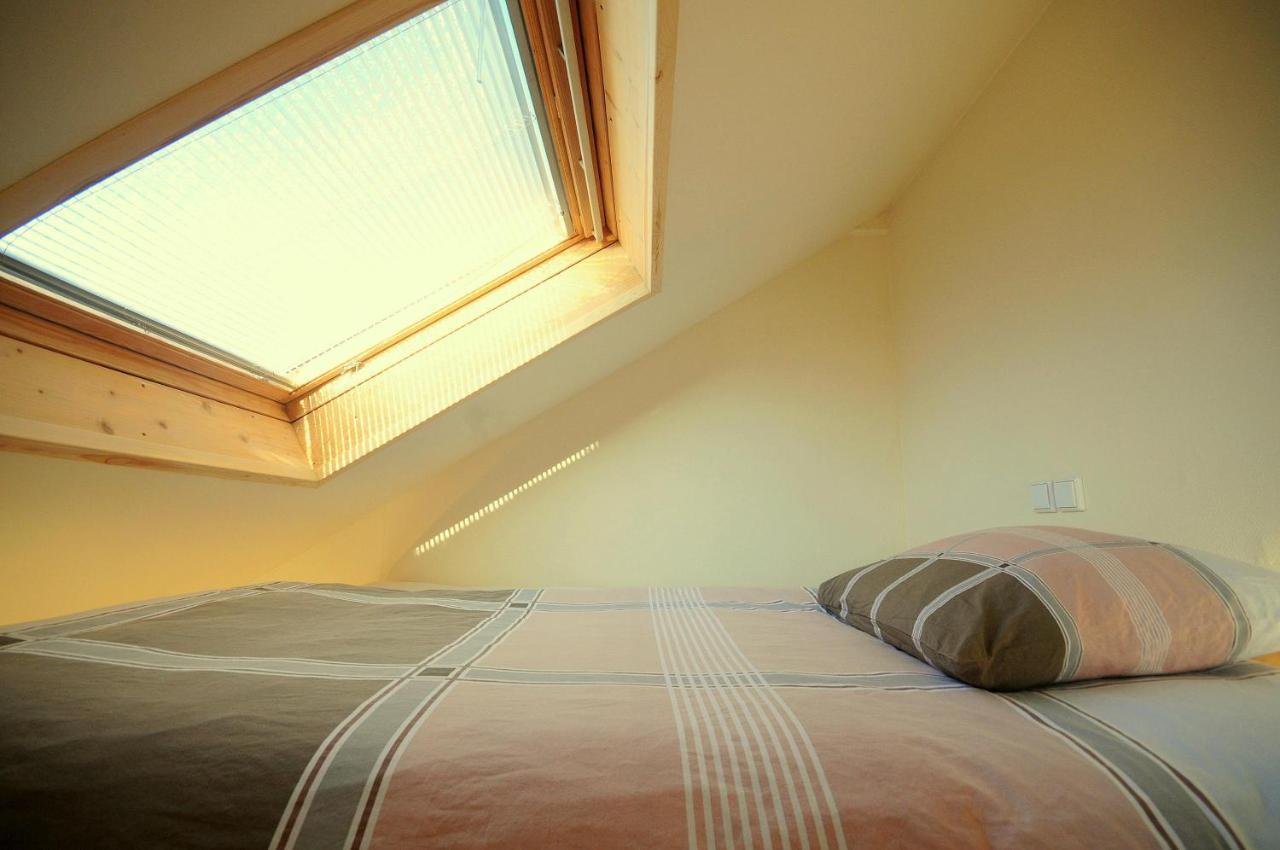 Ensche-Day Inn أنسْخيدي الغرفة الصورة